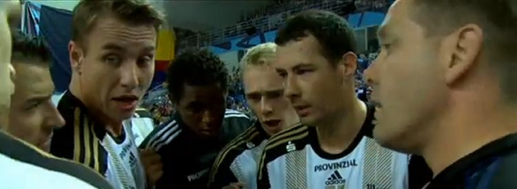 THW Kiel door het oog van de naald in eerste Champions League wedstrijd