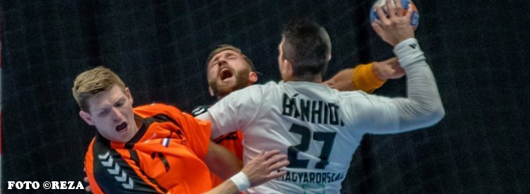 De Nederlandse handballers verliezen uit bij Hongarije