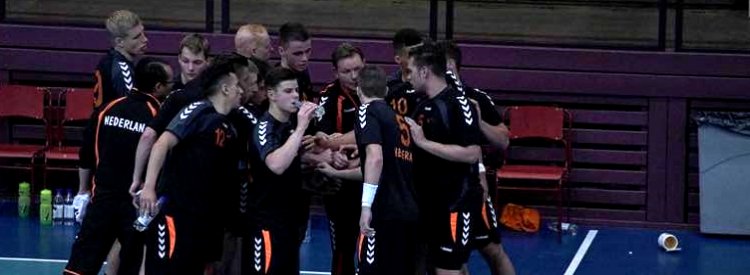 Nederlandse heren handballers U20 winnen van Duitsland